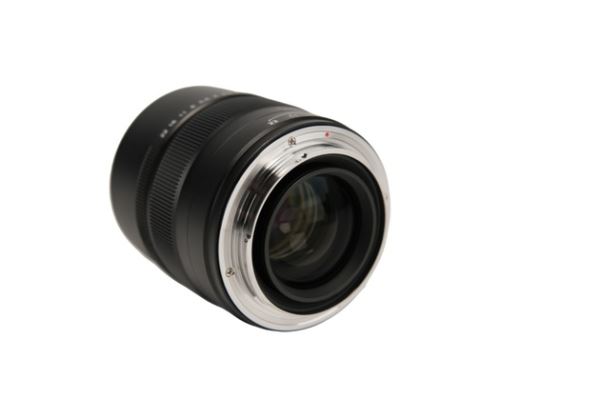 Mitakon Speedmaster 80mm f/1.6 для среднего формата