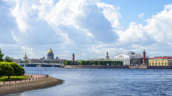 В Петербурге и Ленобласти предложили проводить День Невы